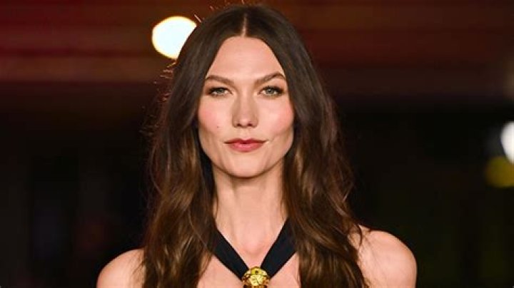 Best for Dry Skin in Winter – Hollywood Life