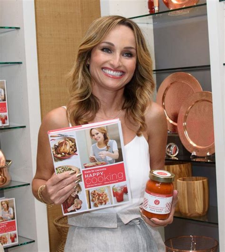 Giada De Laurentiis Leaving Food Network After 21 Years – Hollywood Life