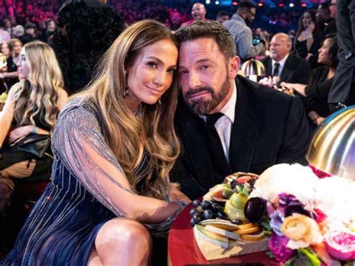 Jennifer Lopez & Ben Affleck Return To LA After Bonding With Her Kids In The Hamptons: Photos