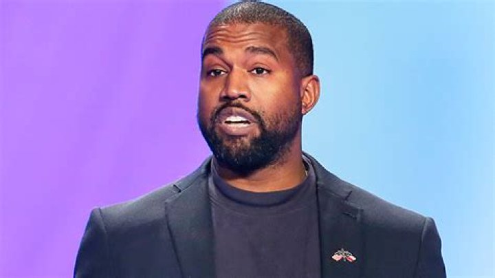Kanye West Pees On Grammy Award Amid Record Label Feud: Video – Hollywood Life