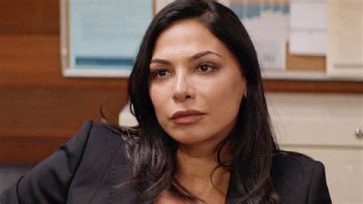 Louise Thompson Takes On Catherine’s Case – Hollywood Life