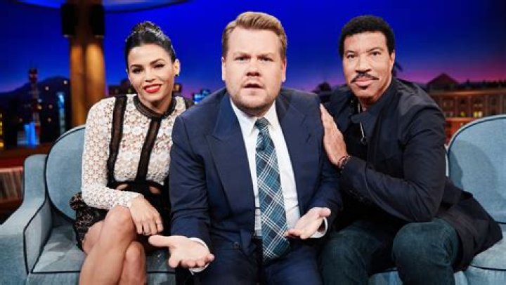 Megan Thee Stallion & James Corden Perform ‘Savage’ Santa Remix: Watch – Hollywood Life