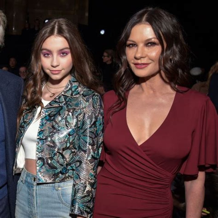 Pics of Catherine Zeta Jones’ Daughter – Hollywood Life