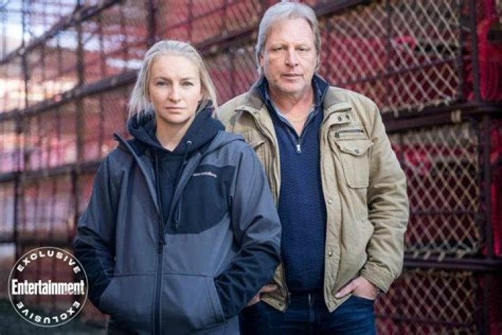 Sig Hansen On ‘Deadliest Catch’ Season 16 & Daughter Mandy – Interview – Hollywood Life